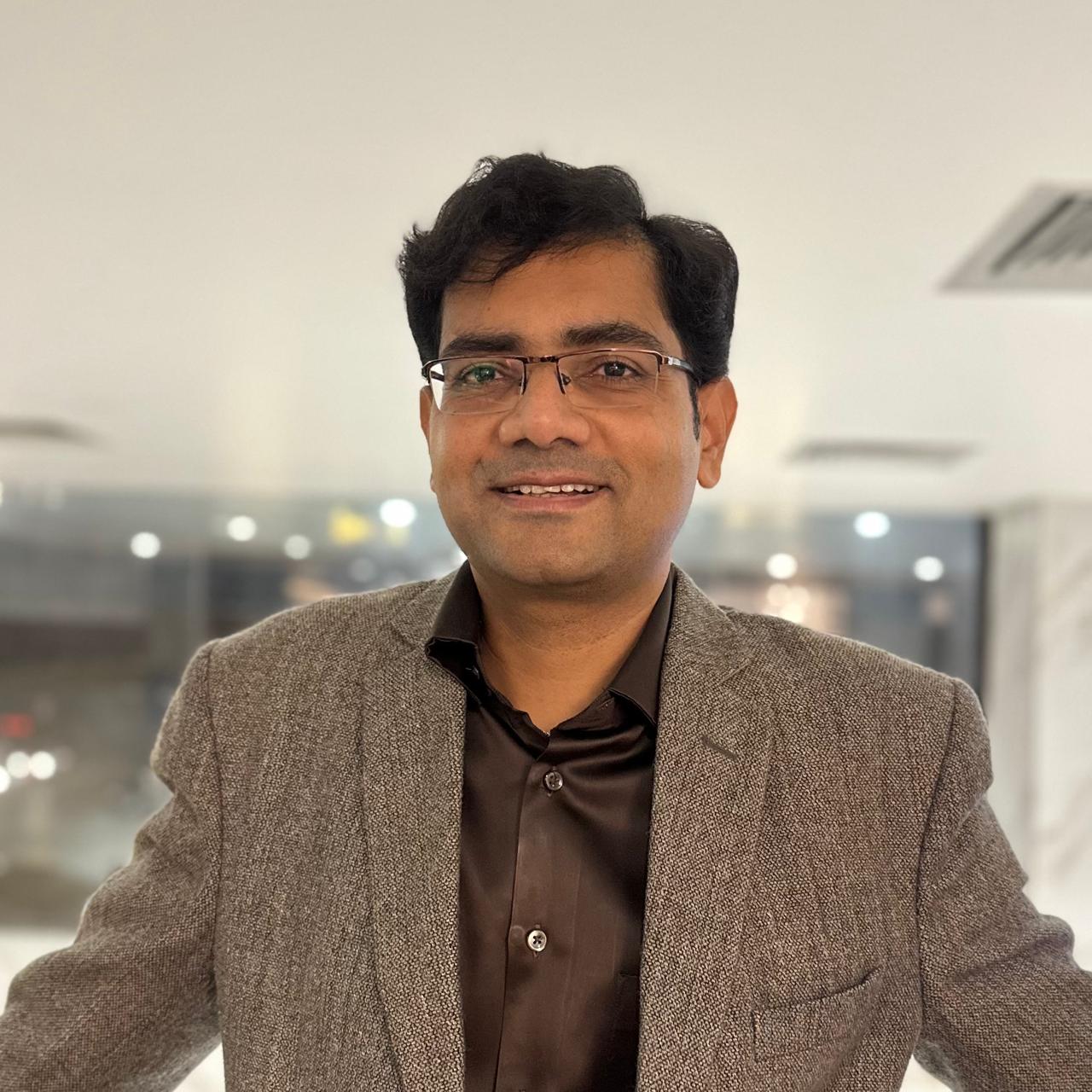 Vivek Singh, presentation consultant